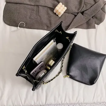 Ženski bonus текстурная luksuzna torba na rame 2021 novi modni dizajn monotono odjeća dijamant lanac torbu univerzalna torba-instant messenger
